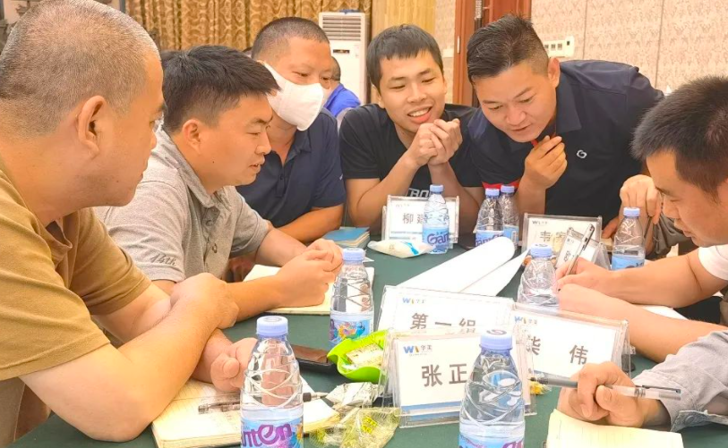 華美科技“班組長能力提升”培養(yǎng)項目開營儀式暨《班組長角色認知》專題培訓順利開展